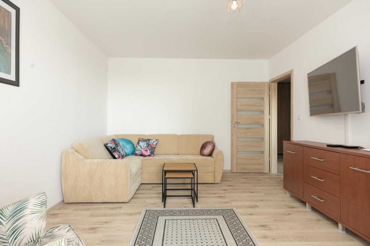 Metro Targowek Homely Apartment Warschau Exterior foto