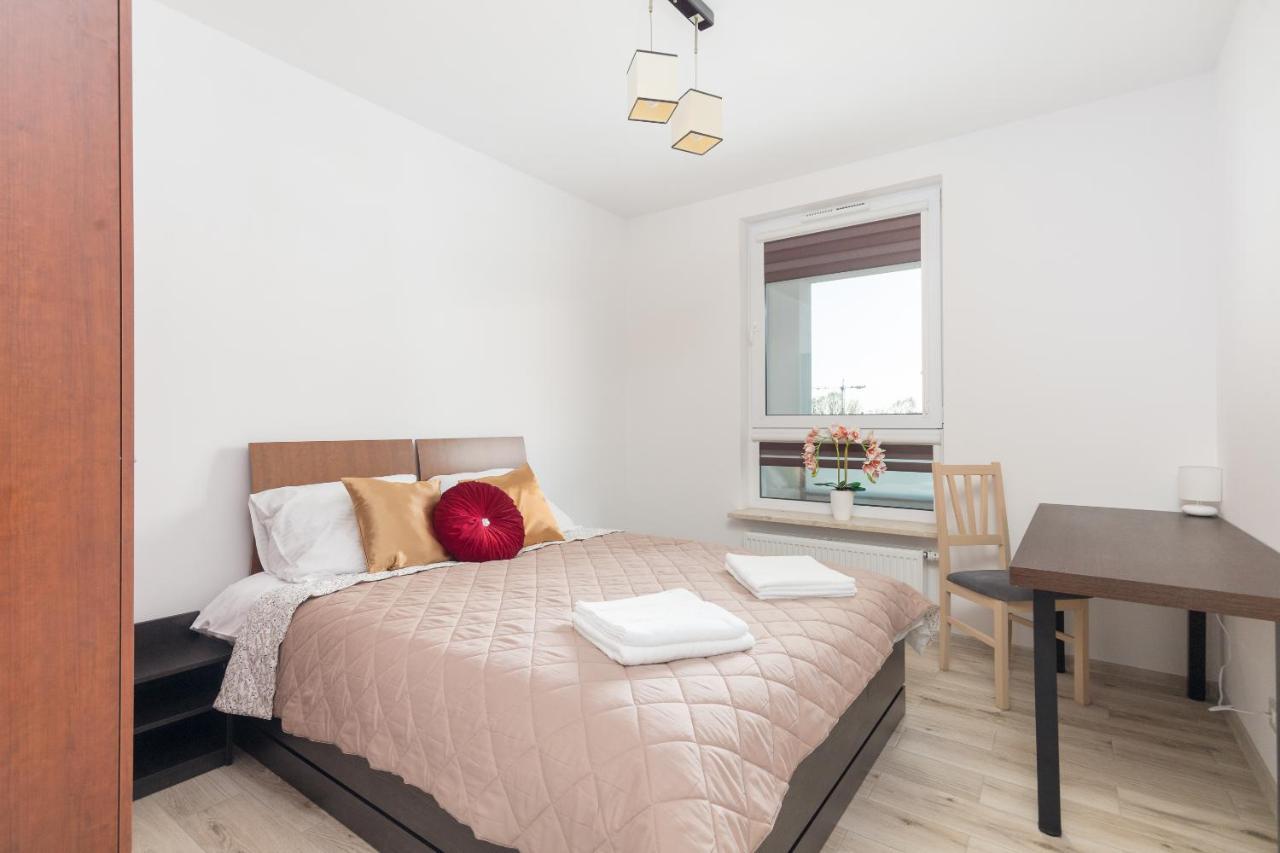 Metro Targowek Homely Apartment Warschau Exterior foto